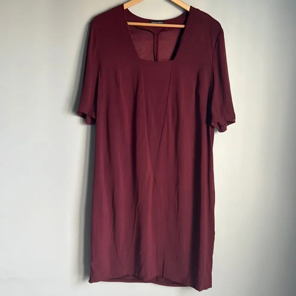 Universal Standard Marilyn Shift Dress - Picture 2 of 9